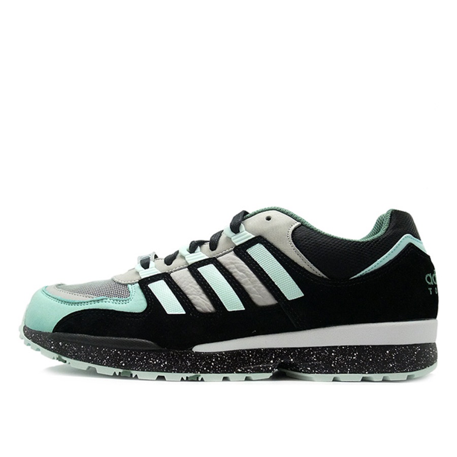 Klekt Consortium X Sneaker Freaker Torsion Integral S