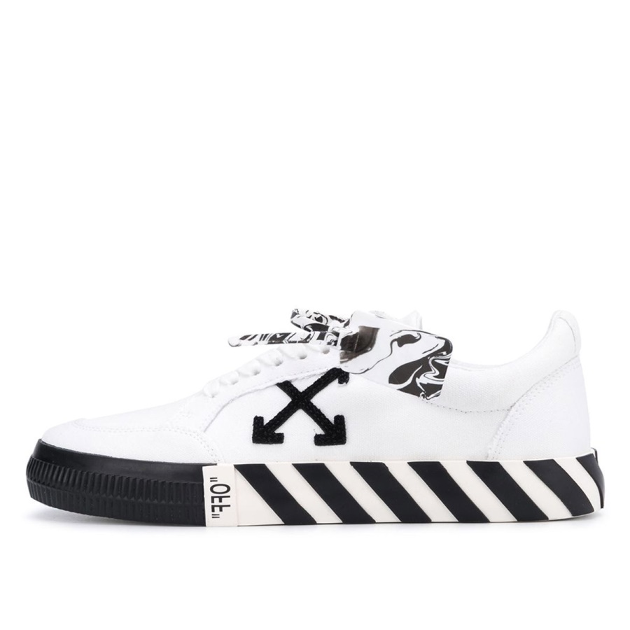 Adidași Vulc Low Top Alb Negru Klekt