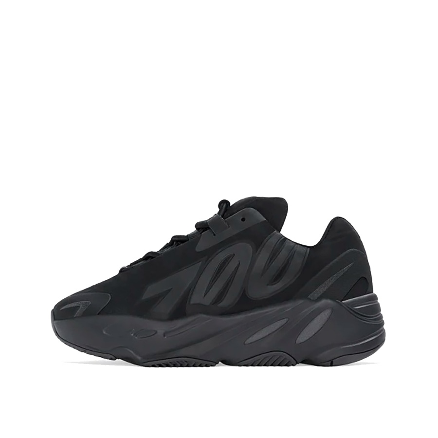 Yeezy Boost 700 Mnvn Triple Black (copii) Klekt