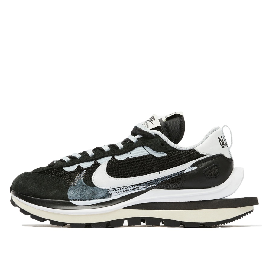 X Sacai Vaporwaffle Black Kekt